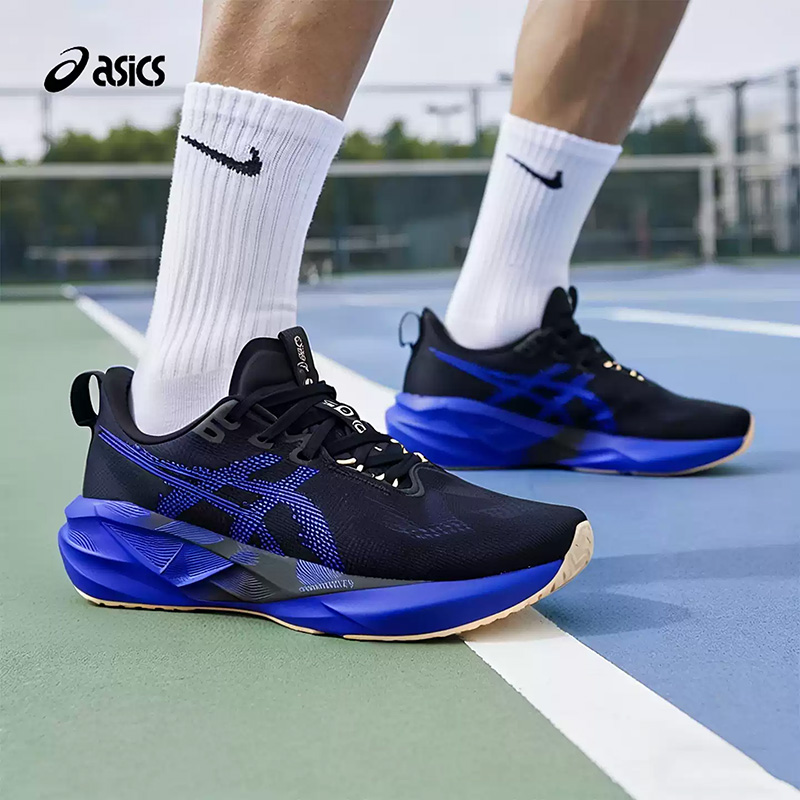 Badminton Victory - Asics NOVABLAST 5 Czarne Królewskie Niebieskie