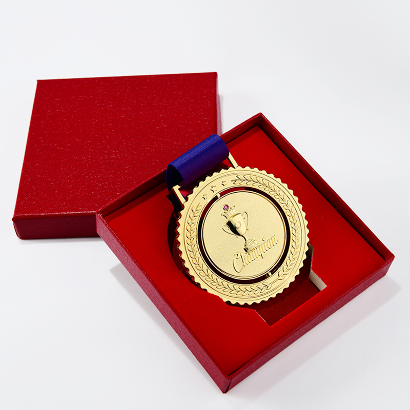 Niestandardowy metalowy medal  – Badminton Victory recenzja i cena