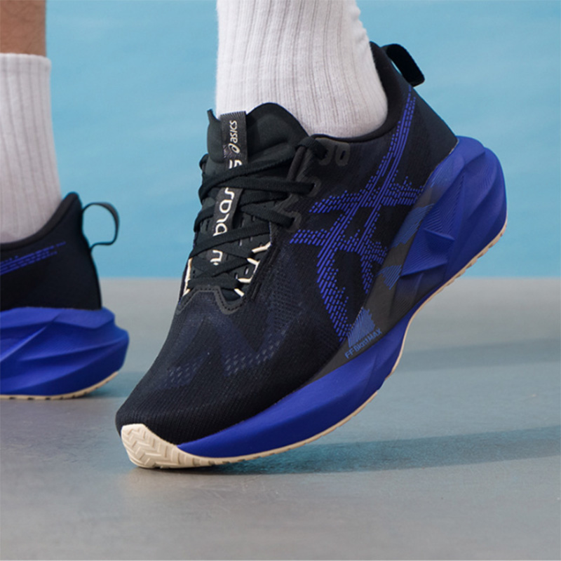 Asics NOVABLAST 5 Czarne Króle – Badminton Victory recenzja i cena