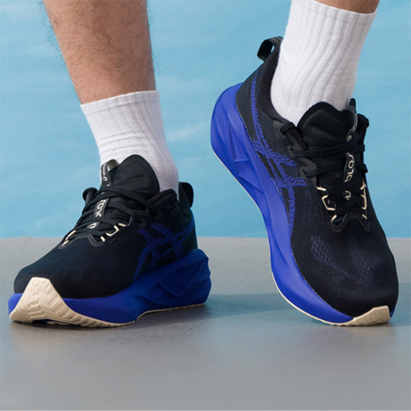 Asics NOVABLAST 5 Czarne Króle – Badminton Victory recenzja i cena