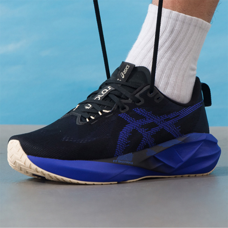 Asics NOVABLAST 5 Czarne Króle – Badminton Victory recenzja i cena